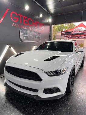 White 2015 Ford Mustang GT Premium
