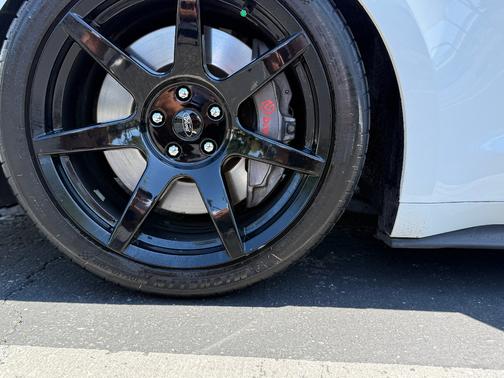 White 2015 Ford Mustang GT Premium