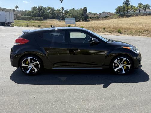 Black 2016 Hyundai Veloster Turbo