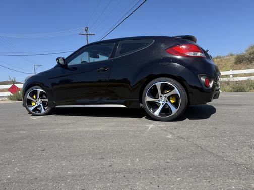 Black 2016 Hyundai Veloster Turbo