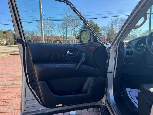 2019 Nissan Armada Platinum