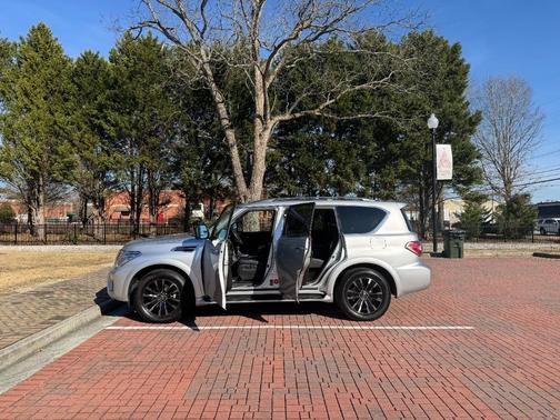 2019 Nissan Armada Platinum