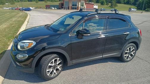 Black 2016 FIAT 500X Trekking