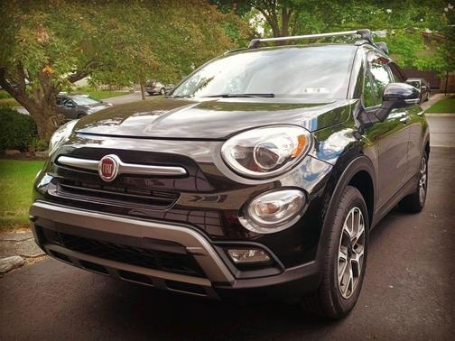 Black 2016 FIAT 500X Trekking