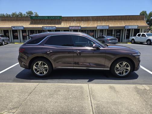 2022 Genesis GV70 2.5T