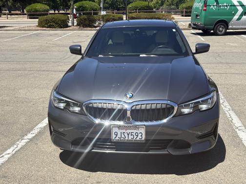 2020 BMW 330 i