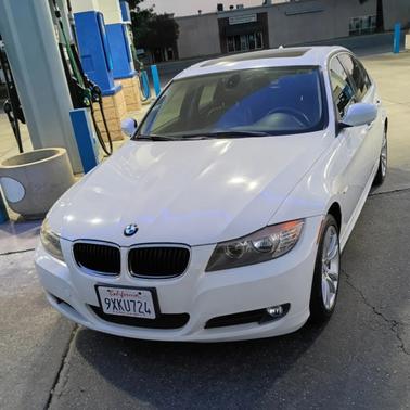 White 2011 BMW 328 i