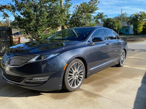 2013 Lincoln MKZ Base