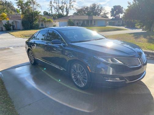 2013 Lincoln MKZ Base