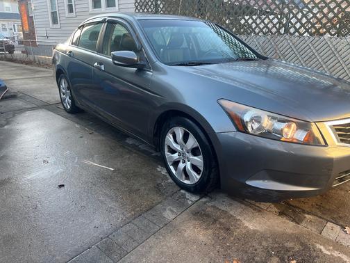 Gray 2010 Honda Accord EX-L