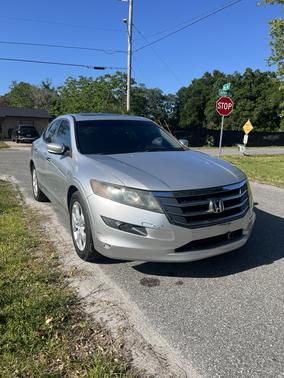 Gray 2011 Honda Accord Crosstour EX-L