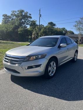 Gray 2011 Honda Accord Crosstour EX-L