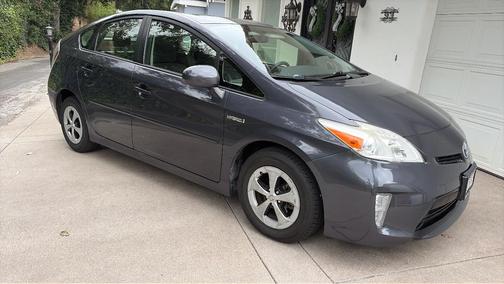 Gray 2013 Toyota Prius Five