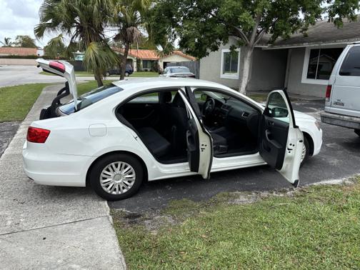 2014 Volkswagen Jetta Auto S