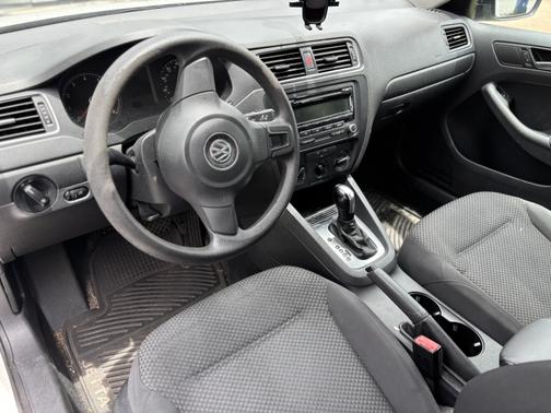 2014 Volkswagen Jetta Auto S