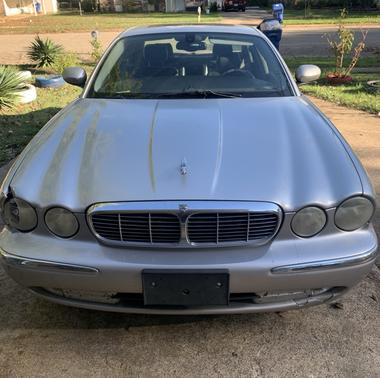 2004 Jaguar XJ8 Base