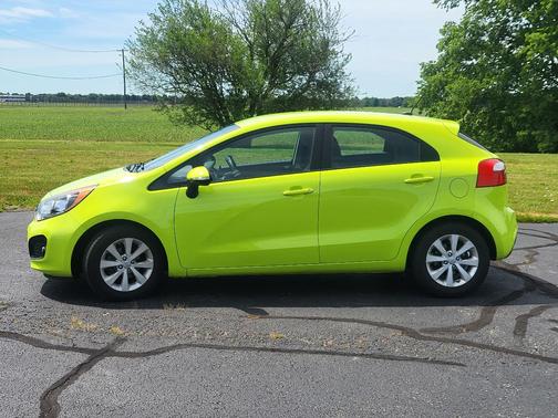 Green 2012 Kia Rio5 EX