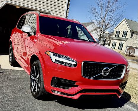 2019 Volvo XC90 T6 R-Design