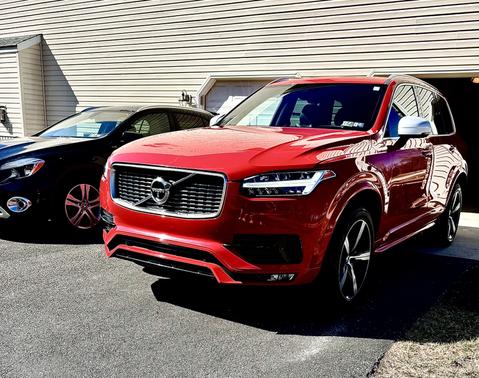 2019 Volvo XC90 T6 R-Design