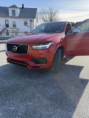 2019 Volvo XC90 T6 R-Design