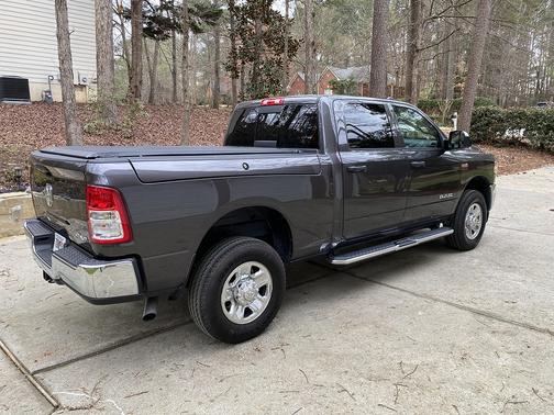 Photo 3 of 13 of 2020 RAM 2500 Tradesman