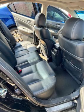 Photo 5 of 6 of 2014 Nissan Maxima SV