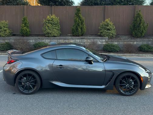 2024 Toyota GR86 Premium