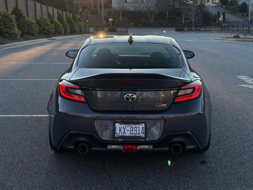 2024 Toyota GR86 Premium