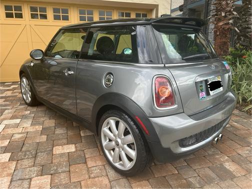 2010 MINI Cooper S Base