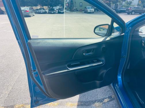 2018 Toyota Prius c One