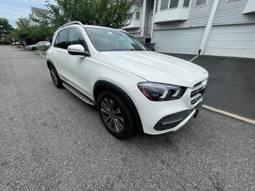 White 2021 Mercedes-Benz GLE 350 4MATIC