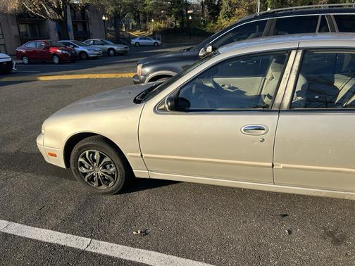 1997 Nissan Altima GXE