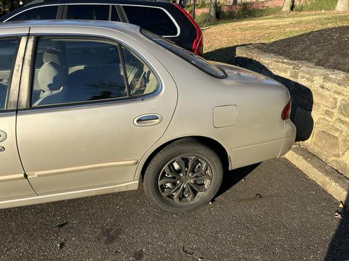 1997 Nissan Altima GXE