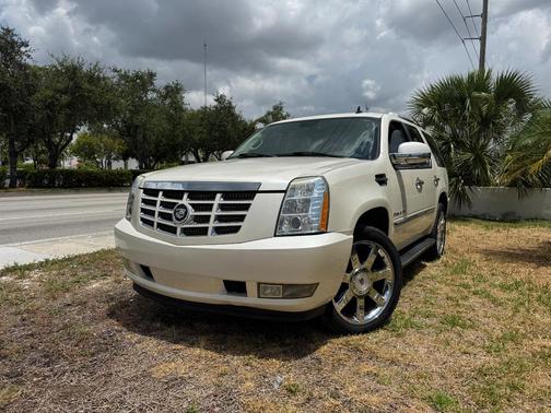 White 2007 Cadillac Escalade Base
