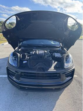 2022 Porsche Macan S