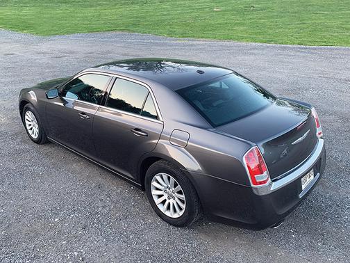 2014 Chrysler 300 Base