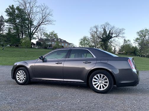 2014 Chrysler 300 Base