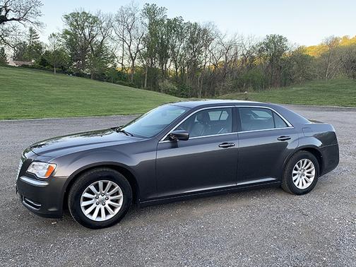 2014 Chrysler 300 Base