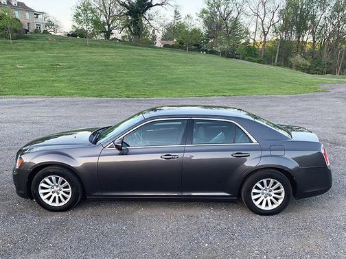 2014 Chrysler 300 Base