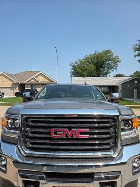 Gray 2017 GMC Sierra 2500 SLT