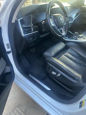 2019 BMW X7 xDrive40i