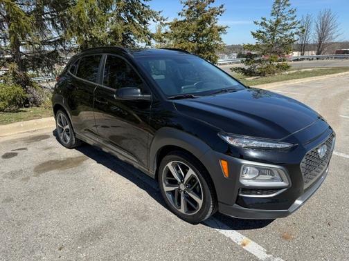 Black 2018 Hyundai KONA Limited