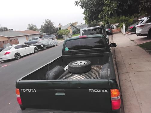 2004 Toyota Tacoma Base