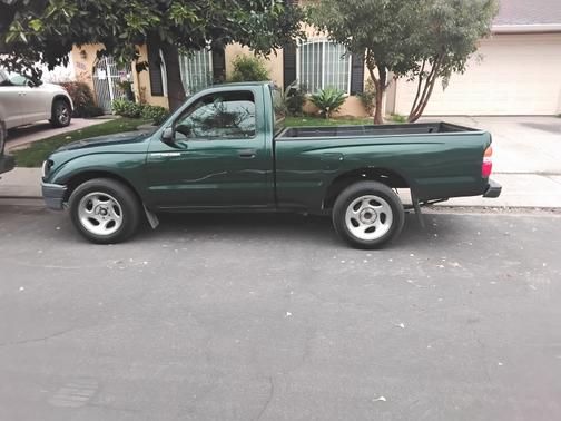 2004 Toyota Tacoma Base