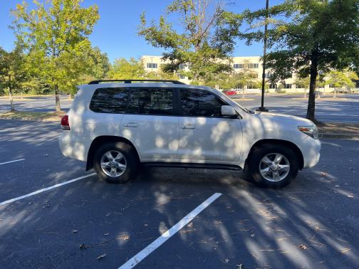 2008 Toyota Land Cruiser Base