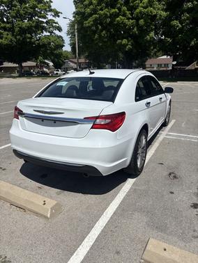 2012 Chrysler 200 Limited