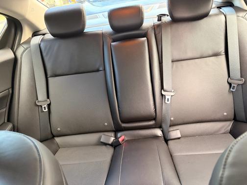 2015 Acura ILX 2.0L w/Premium Package