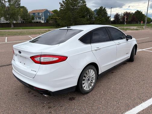 White 2016 Ford Fusion Hybrid S