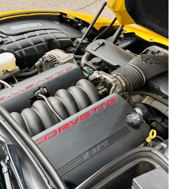 2004 Chevrolet Corvette Base