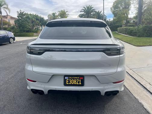 2022 Porsche Cayenne Cayenne GTS
